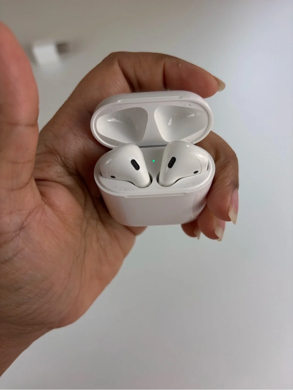 Apple White Wireless Earbuds with Case and Accessories